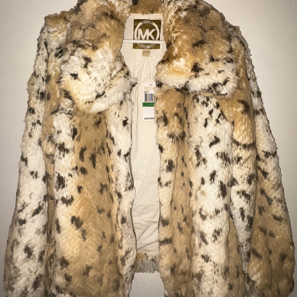Michael Kors Speckled Faux Fur Teddy Jacket in Beige, White & Brown